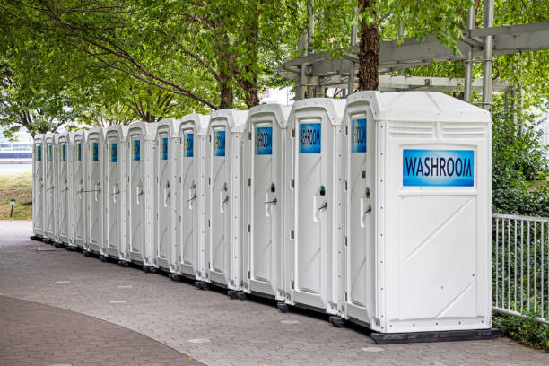 Best Portable bathroom rental  in Springboro, OH